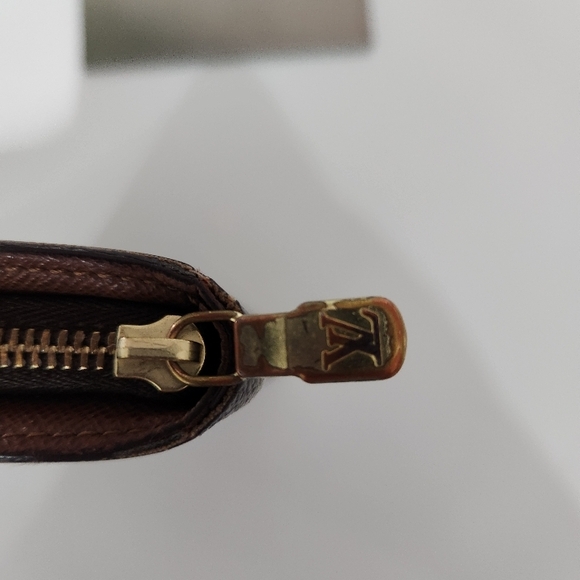 Louis Vuitton Brown Monogram Zip Around Wallet - Picture 5 of 10